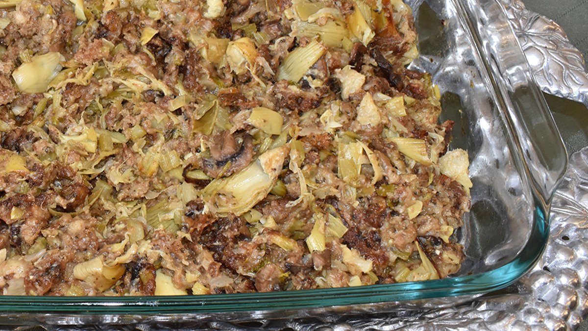 Savory Artichoke Turkey Stuffing Side Dish - Zigeze