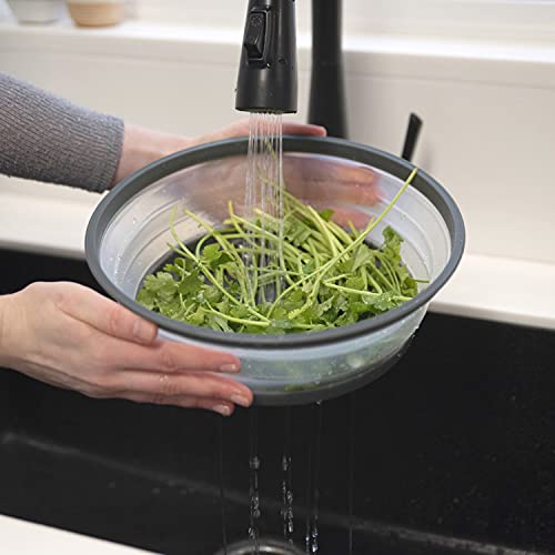 Collapsible and Vented Microwave Splatter Cover | Zigeze