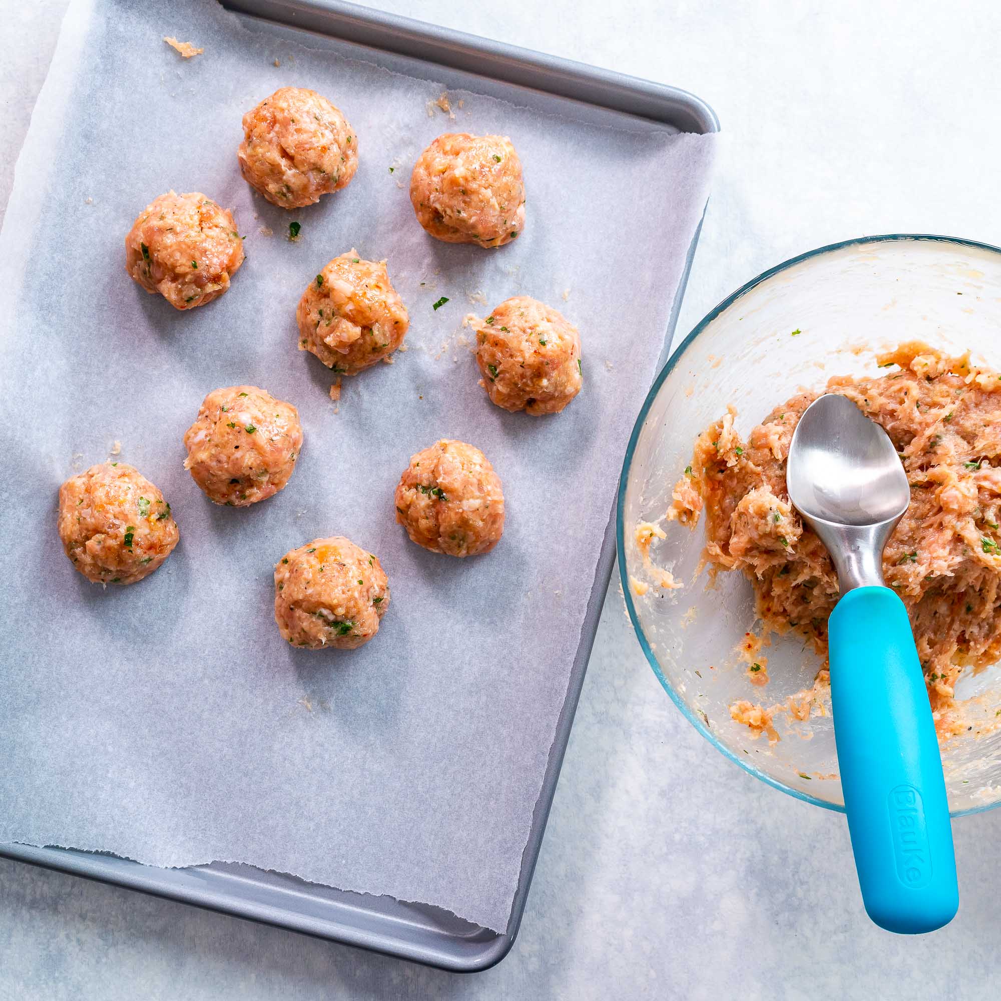 Heavy Duty Multifunctional Ice Cream Scoop, Blue | Zigeze