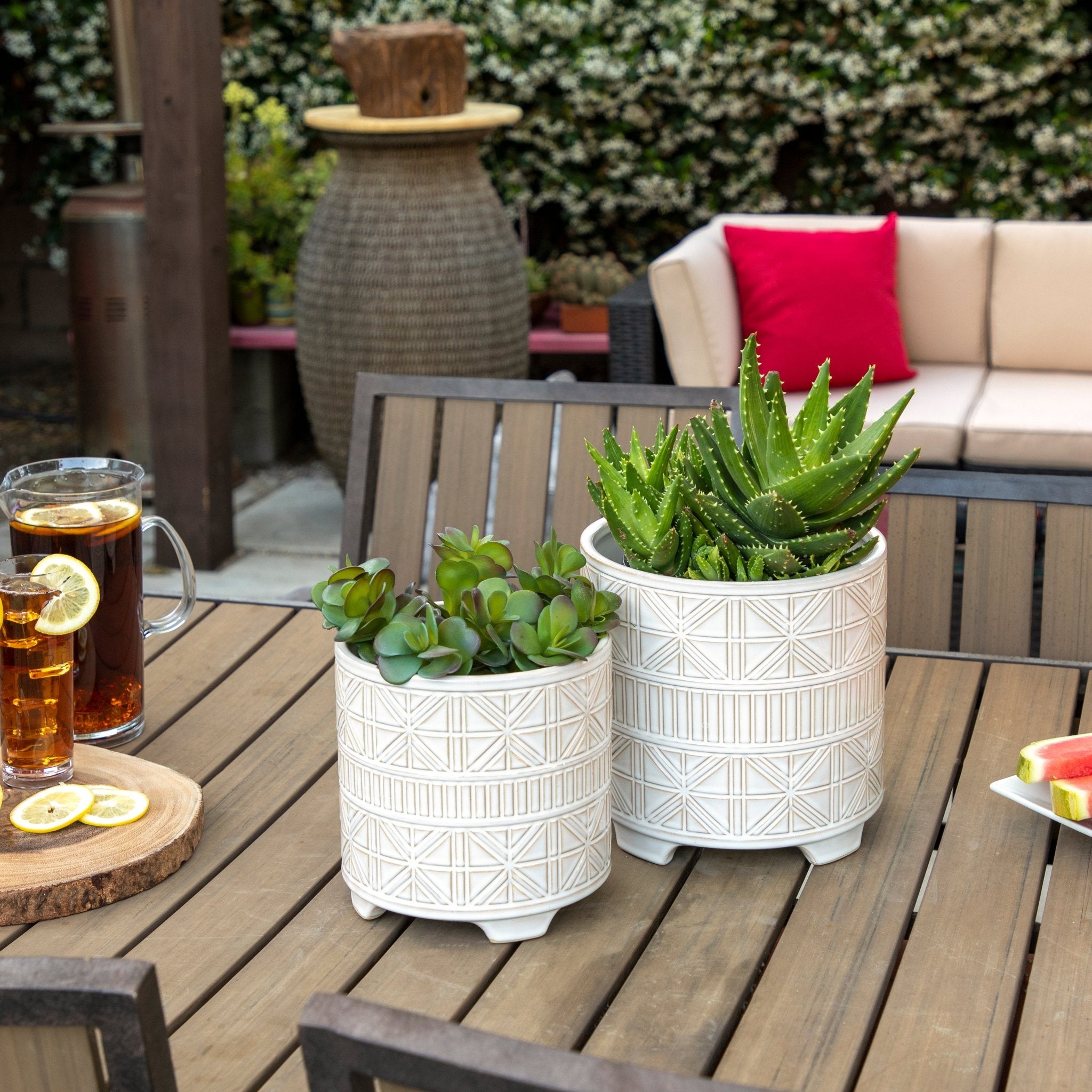 Set of 2 Ceramic Abstract Footed Planter, White | Zigeze