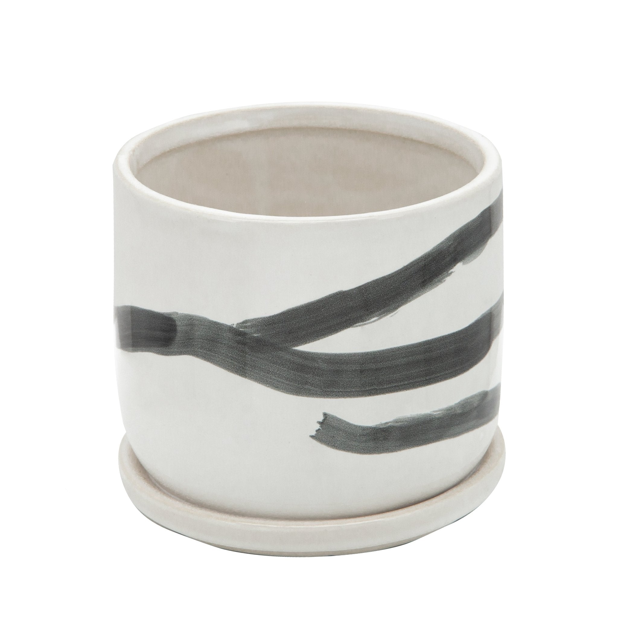 Set of 2 Painted Planters with Saucer, White | Zigeze