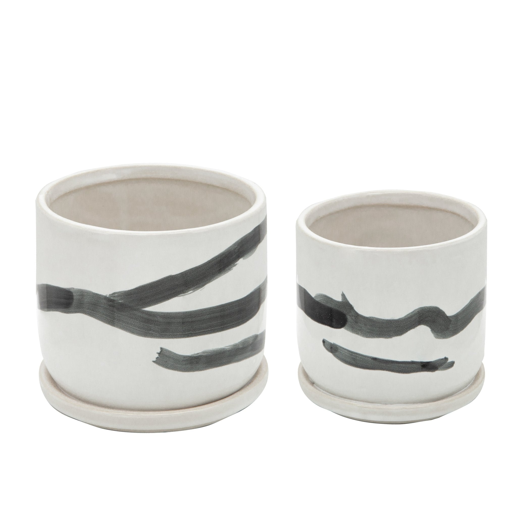 Set of 2 Painted Planters with Saucer, White | Zigeze