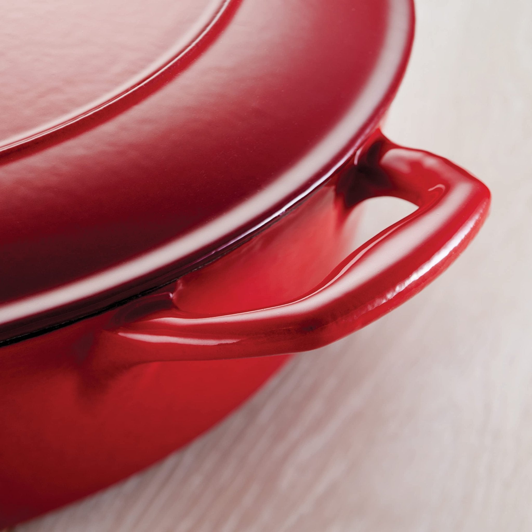 Tramontina Enameled Cast Iron 2.5 - Quart Saucepan | Zigeze