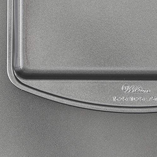 Wilton Premium Nonstick Baking Sheets, Set of 2 | Zigeze