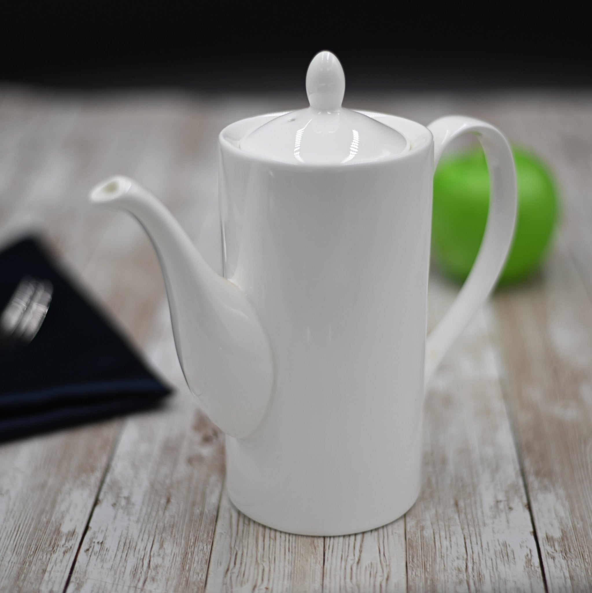 Fine Porcelain Coffee Pot 22 Oz. | Zigeze