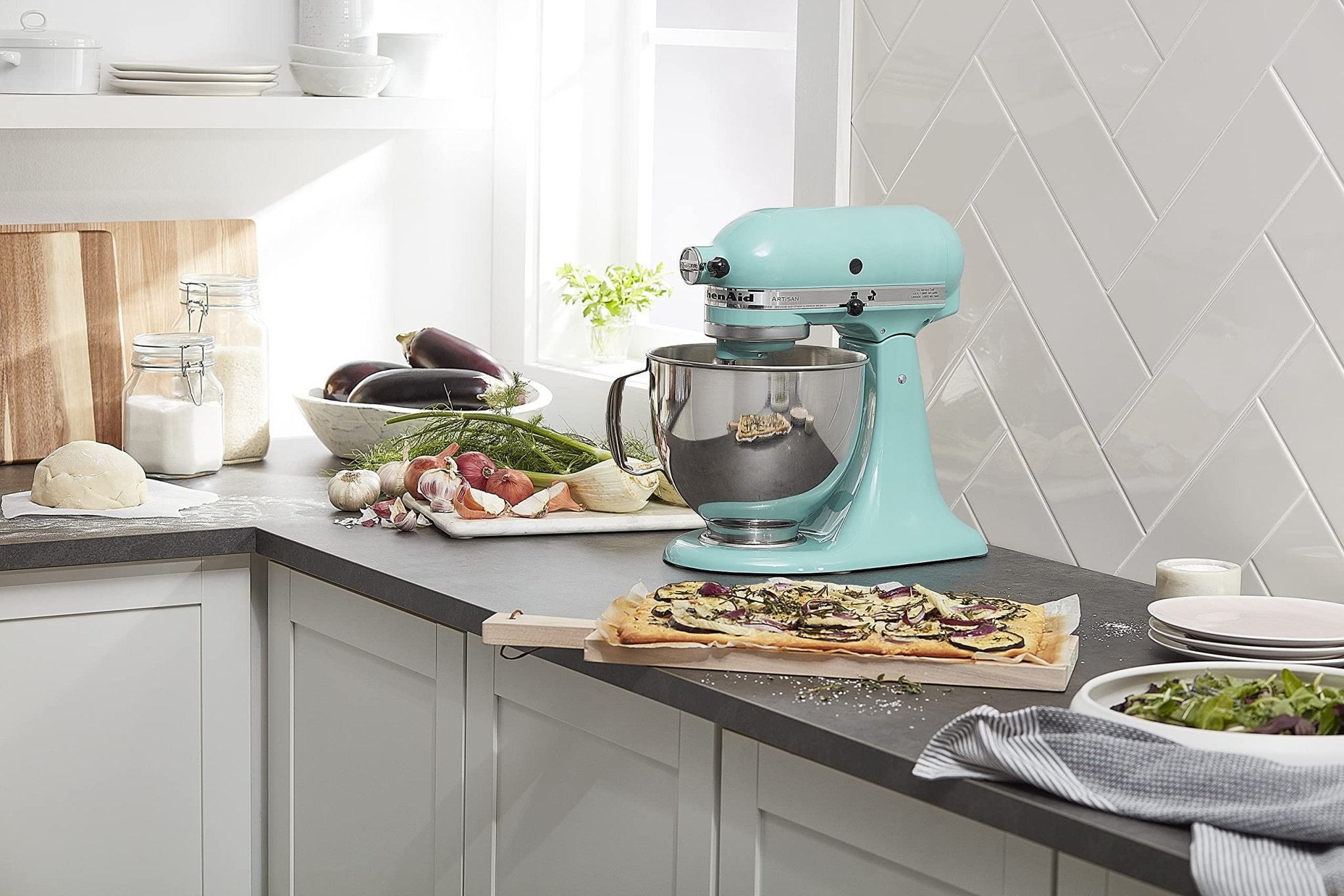 KitchenAid Artisan Series 5 - Quart Mixer | Zigeze