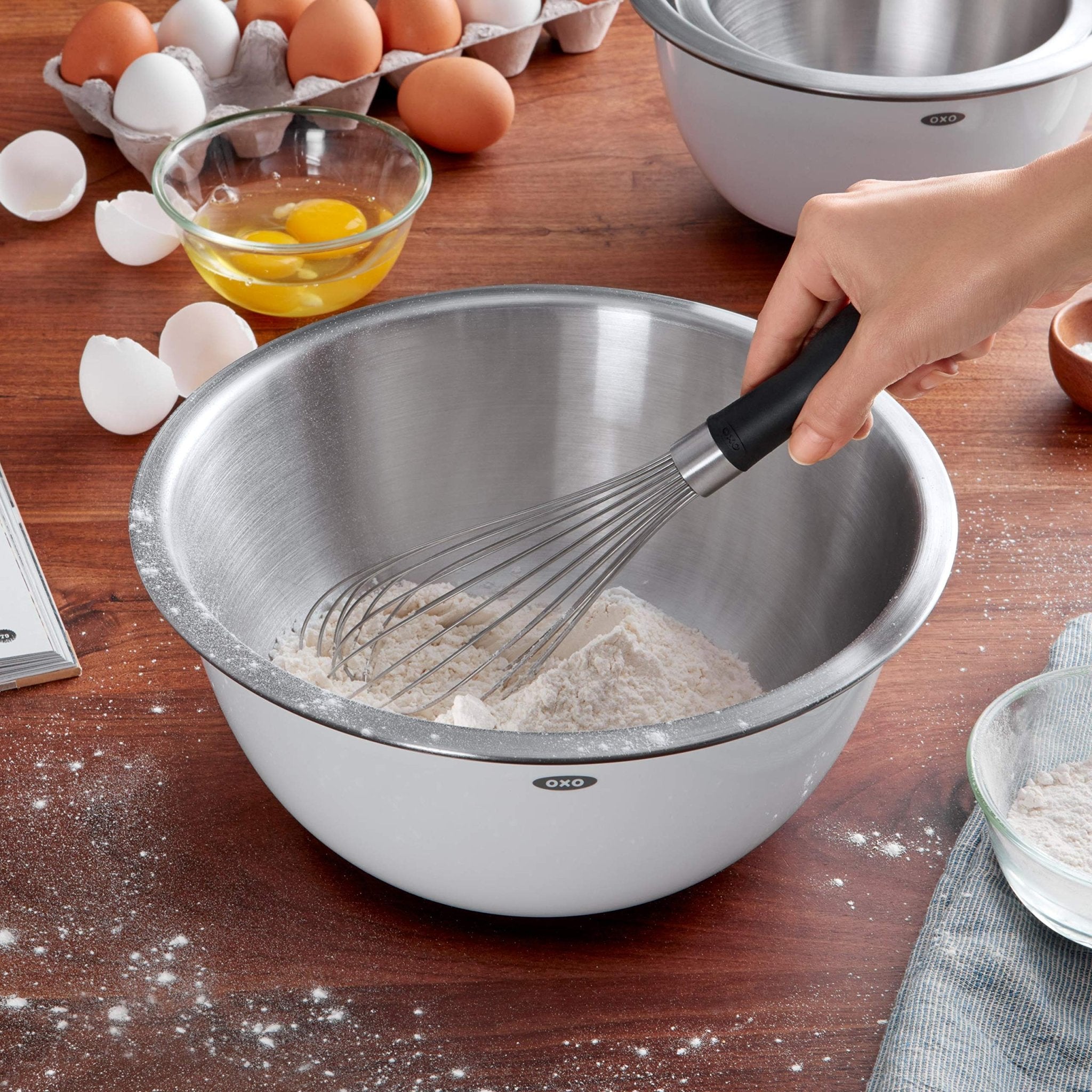 OXO Good Grips Long - Handled Balloon Whisk | Zigeze