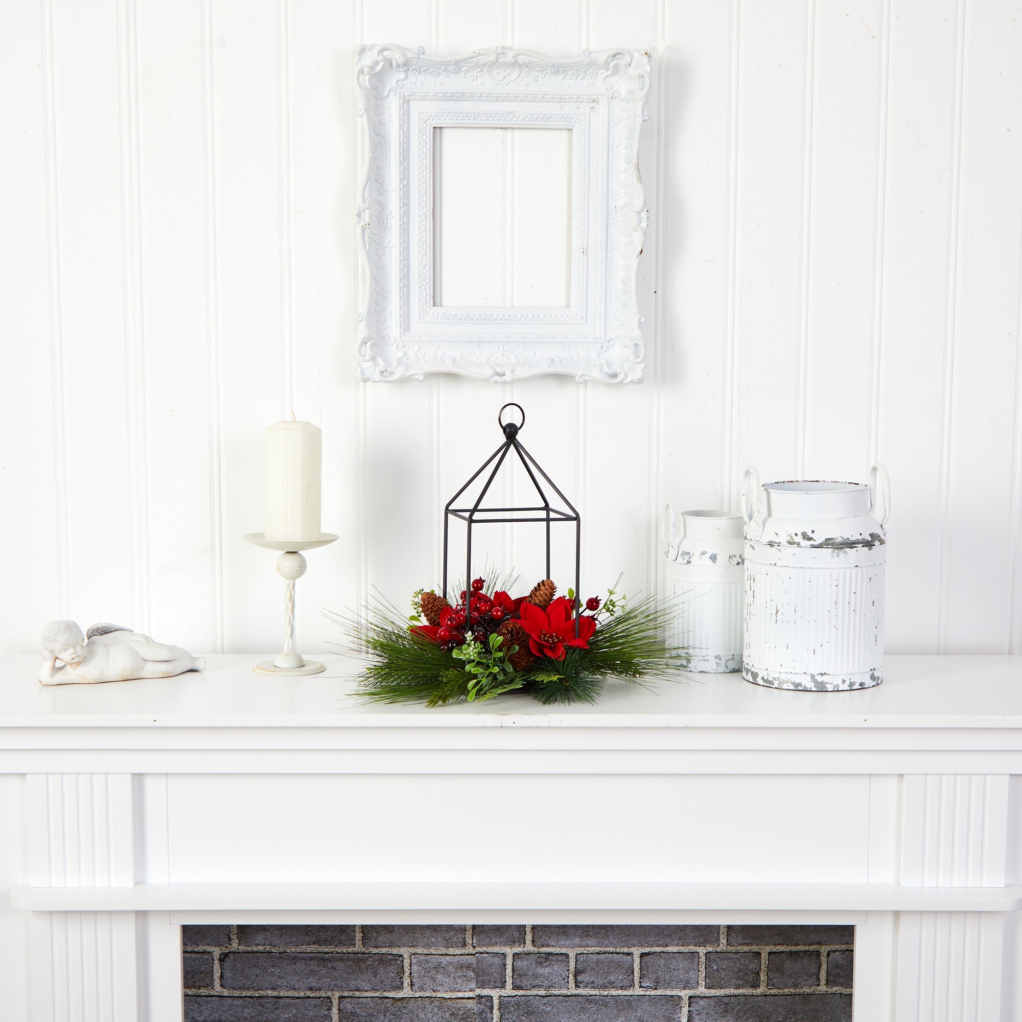 Poinsettia Candelabrum with Pine Cones and Berries | Zigeze