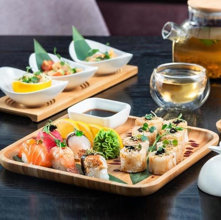 Set of 12 Natural Bamboo Plates 7" x 7" | Zigeze